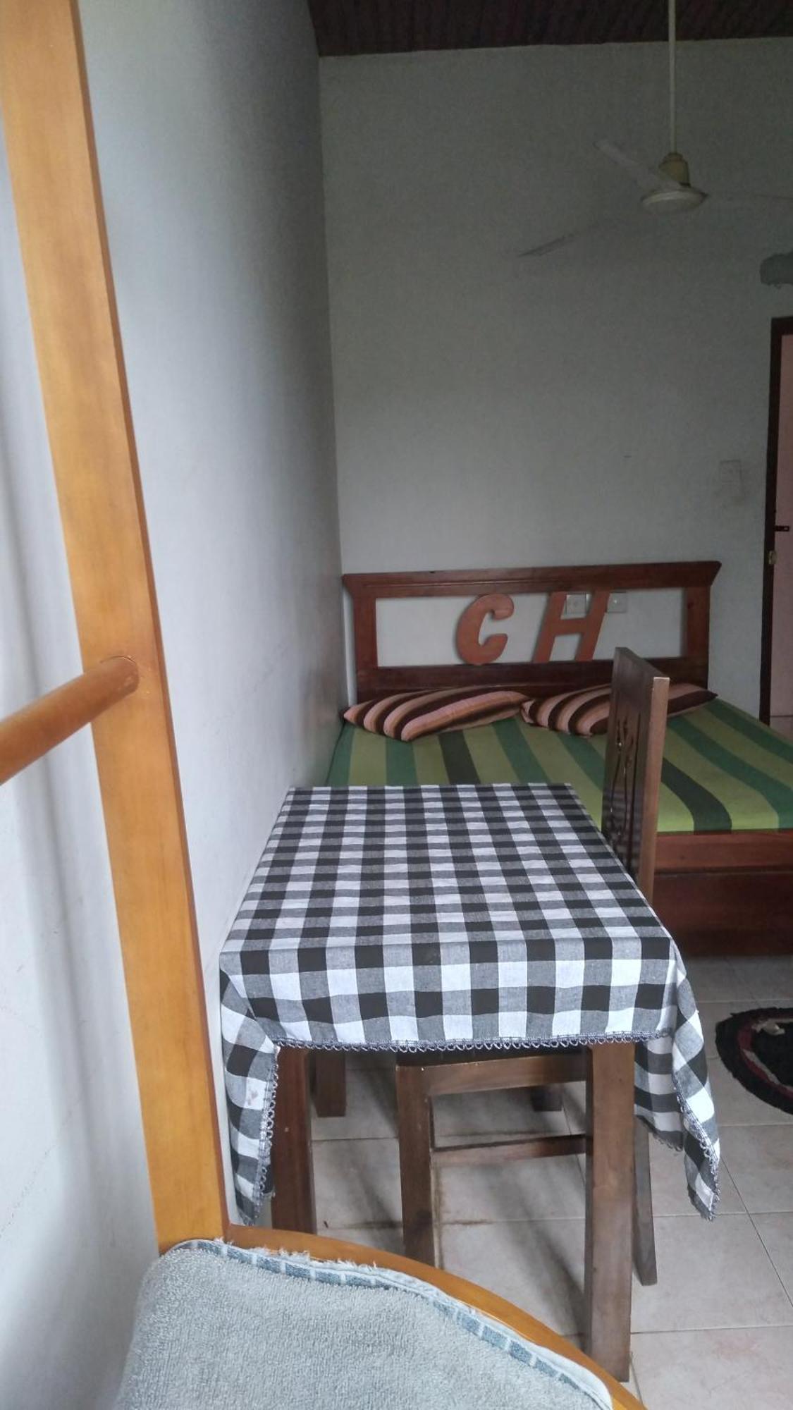 Ch Rooms - Transit Airport Negombo Exterior foto